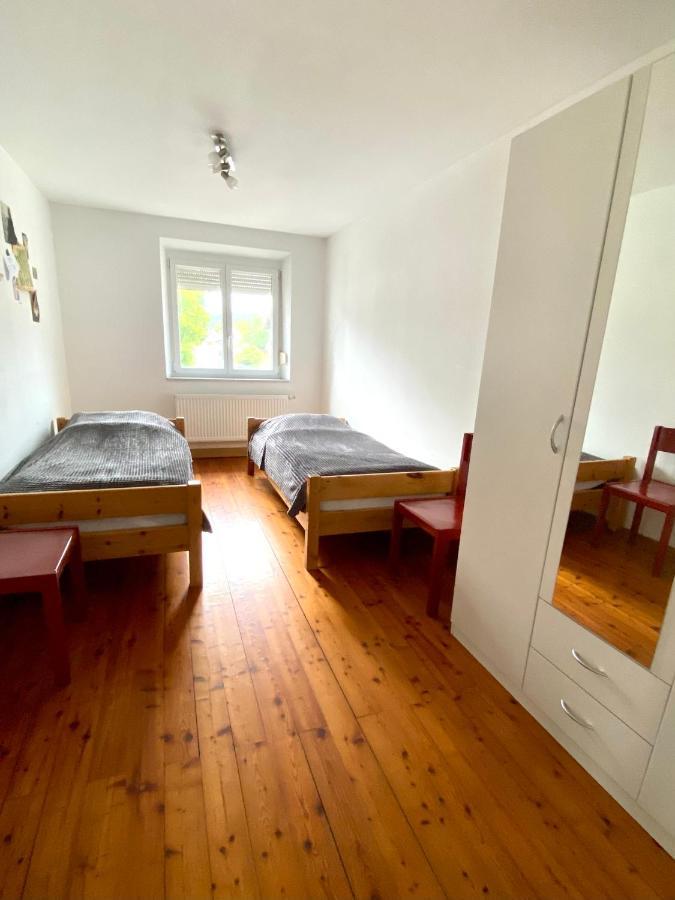 3 Zimmer Apartment Mit Flussblick - Self Check-In Эггенфельден Экстерьер фото