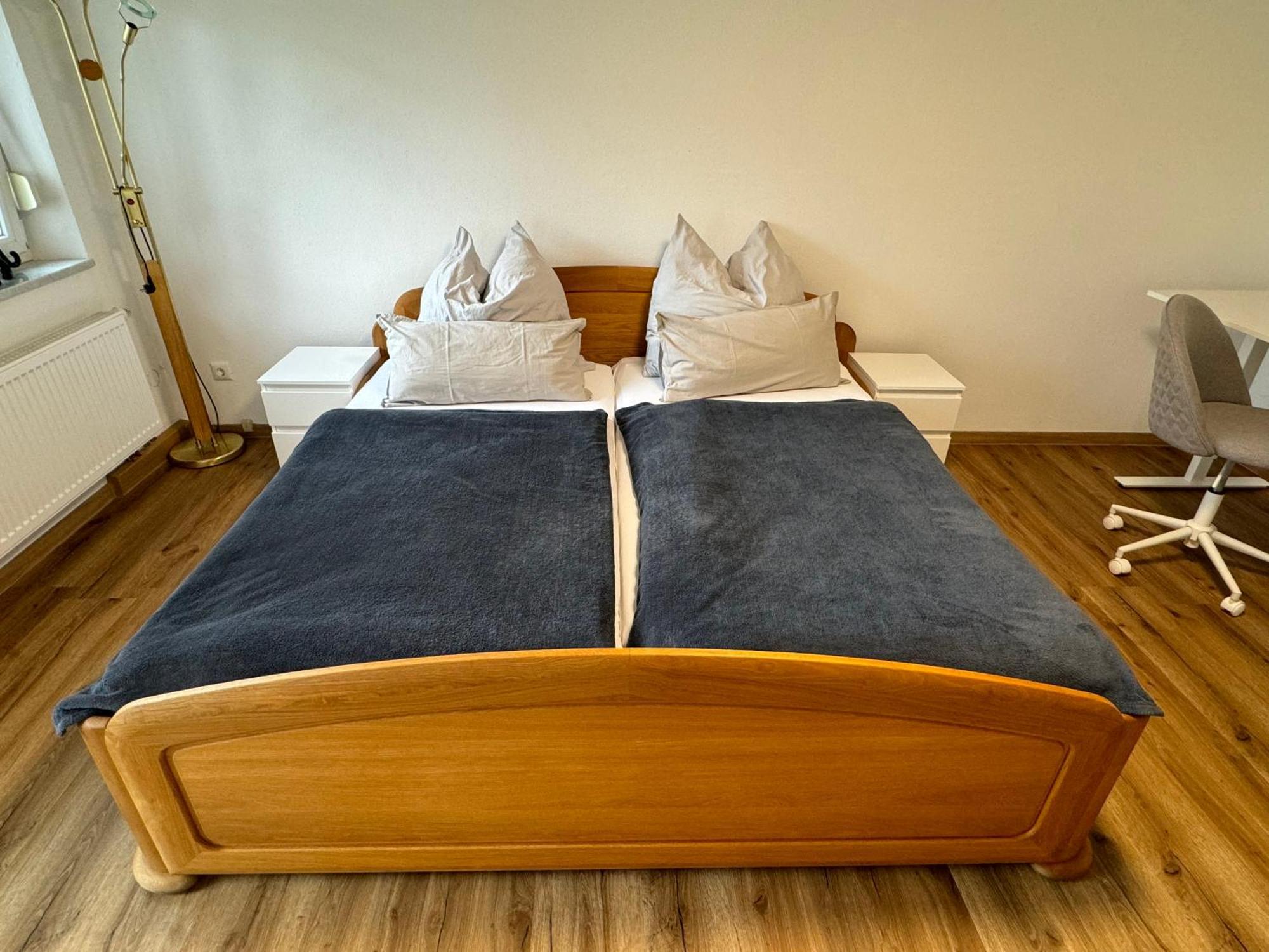 3 Zimmer Apartment Mit Flussblick - Self Check-In Эггенфельден Экстерьер фото